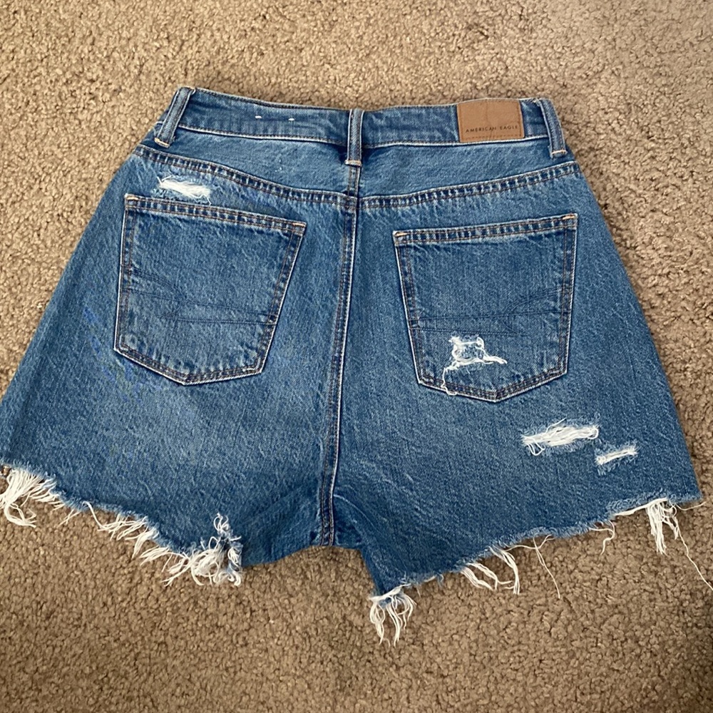 AE mom short - Picture 2 of 4